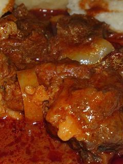 Csípős magyar marhalábszár pörkölt recept fotója