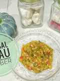 Sambal hijau (tapi gak Padang soalnya ada merahnya)