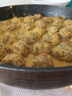 Una foto de Albóndigas en salsa de zanahoria