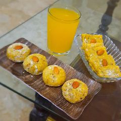 A picture of Coconut Mango ladu/burfi.