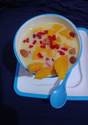 मैंगो फ्रूट कस्टर्ड (mango fruit custard recipe in Hindi) रेसिपी मुख्य फोटो
