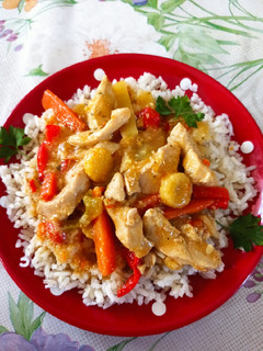 Thai pikáns csirke recept fotója
