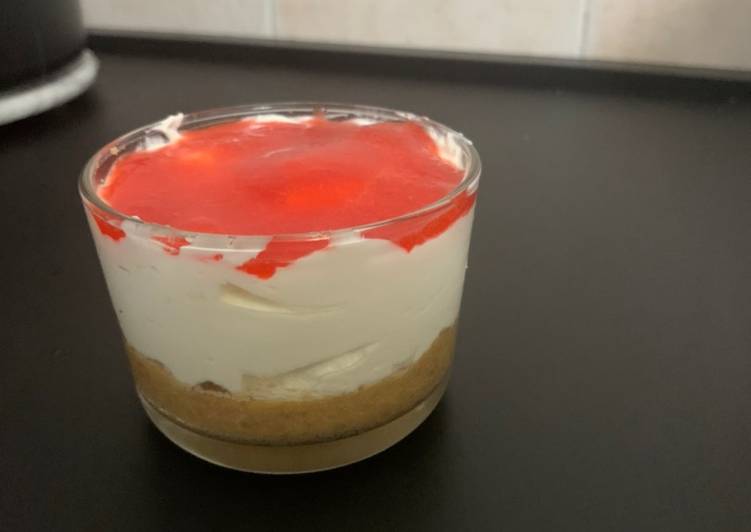 Cheesecake monoporzione alle fragole