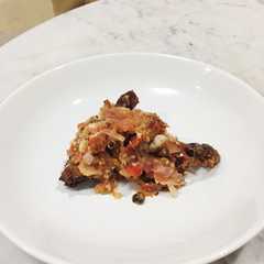 A picture of Ayam geprek sambal bawang.