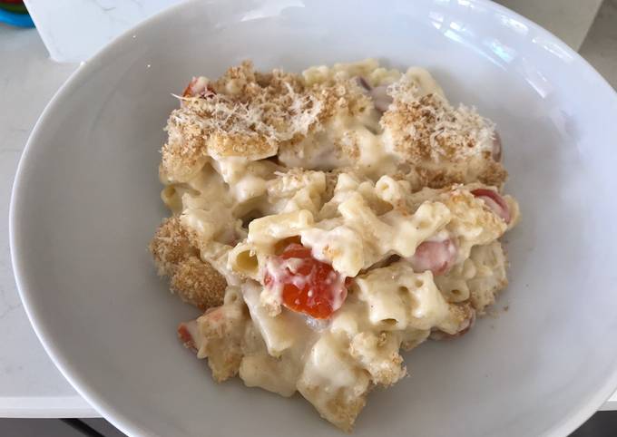 3 Cheese Hot Dog Macaroni with Crispy Crumb Topping