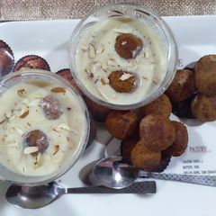 A picture of Milkmaid bread pudding.