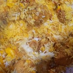 A picture of Chicken biryani.