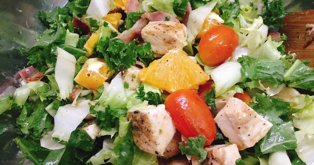 Tuyệt chiêu làm salad cải kale sốt mè rang đơn giản và ngon miệng