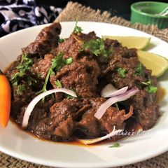 A picture of Golbari Kosha Mangsho.