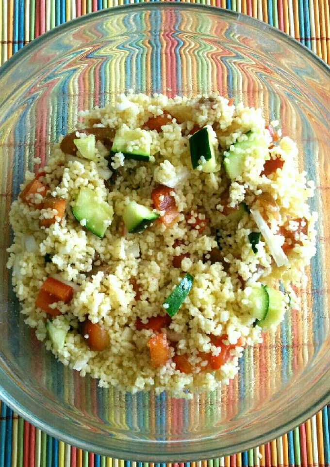 Una foto de Taboulé vegetal con aliño de sésamo tostado y limón