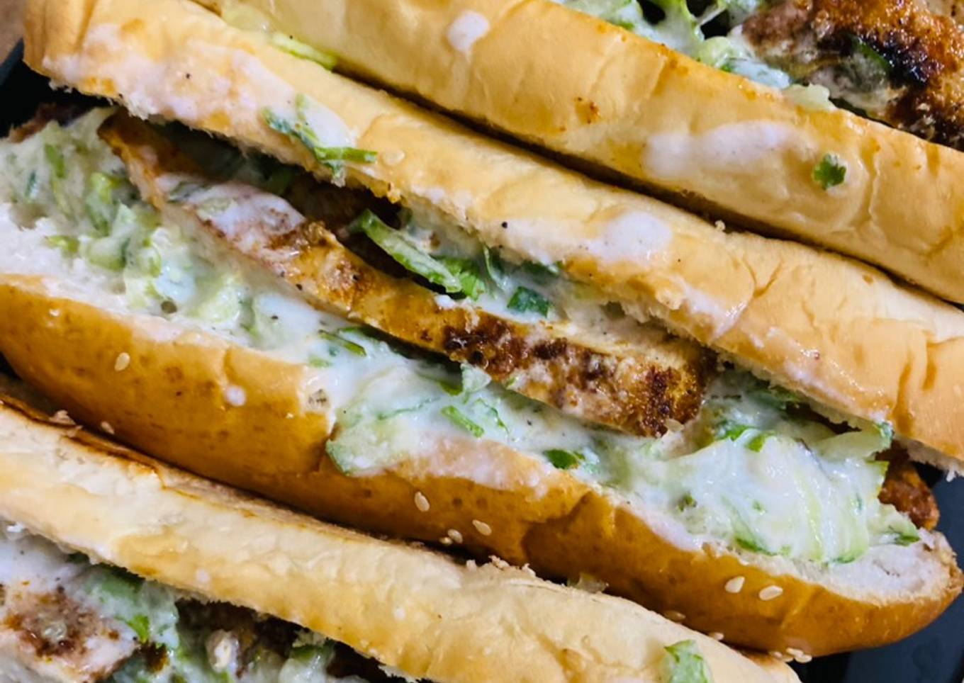 Shawarma ðŸ¥™ Burgers ðŸ” With Yogurt & cucumber ðŸ¥’ Dip