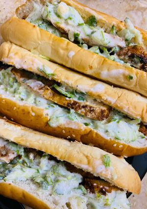 A picture of Shawarma 🥙 Burgers 🍔 With Yogurt & cucumber 🥒 Dip.