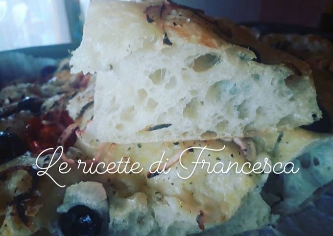 Focaccia veloce - soffice e molto alveolata