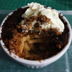 A picture of Quick n' Easy Airfried Apple Crumble.