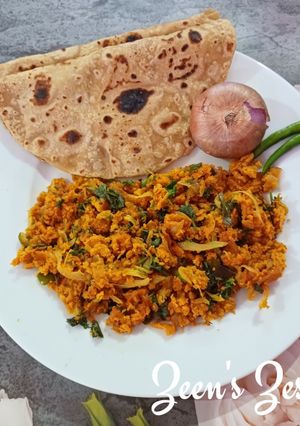 A picture of Zunka/Jhunka - A Signature Maharashtrian Dish.
