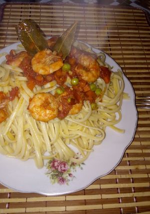 Una foto de Tallarines con langostinos a mi estilo