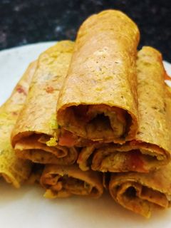 A picture of Sprouts rolls.
