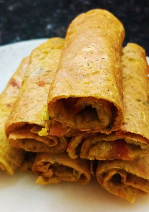 A picture of Sprouts rolls.