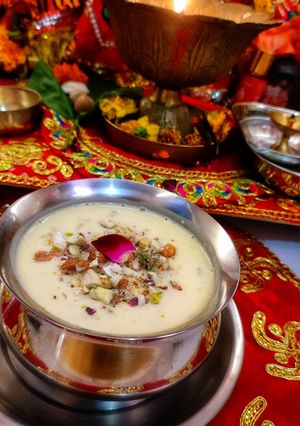 बादाम केसर मिक्स साबूदाना रबड़ी रेसिपी मुख्य फोटो