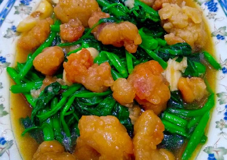 Resep Kangkung ayam popcorn saos tiram, Enak