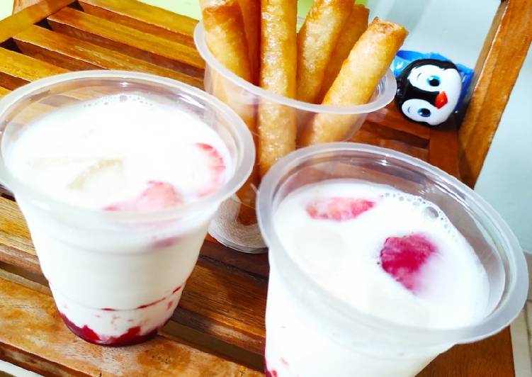 Resep Terbaru Strawberry Milk Ala Warteg