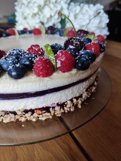 Kókuszos-áfonyás vaníliatorta gluténmentesen recept fotója