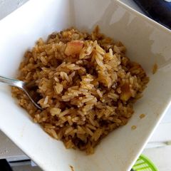 A picture of Chinese Fried rice.