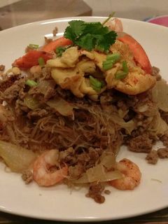 鮮蝦絞肉炒米粉 的食譜成品照片