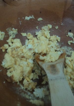 Una foto de Huevos revueltos con xoconostle y chile güero las correa. México