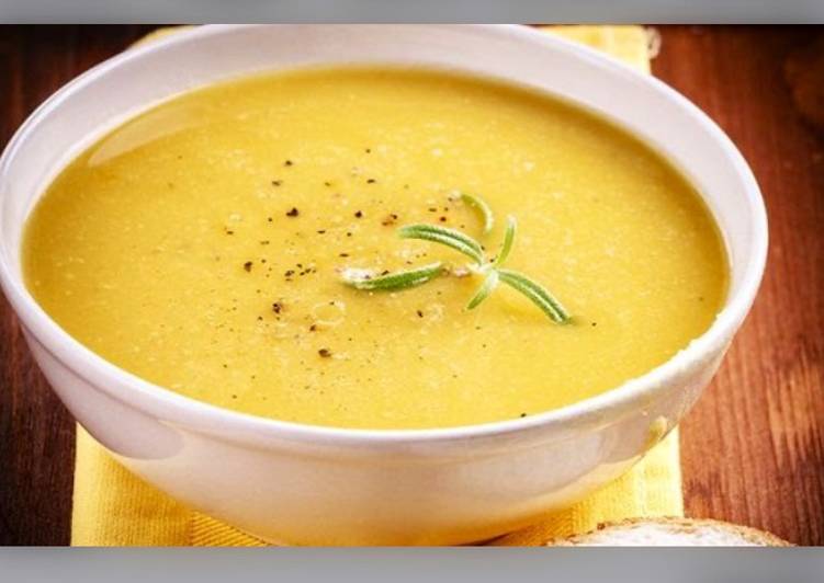 شوربة العدس
