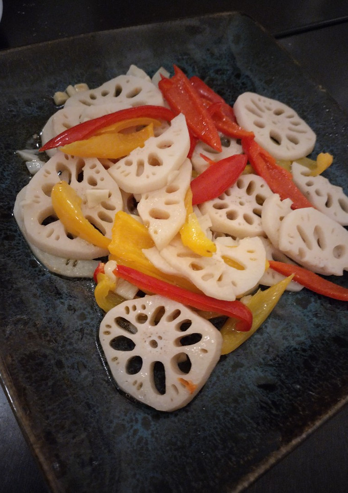 甜椒蓮藕（方便素） 的食譜成品照片
