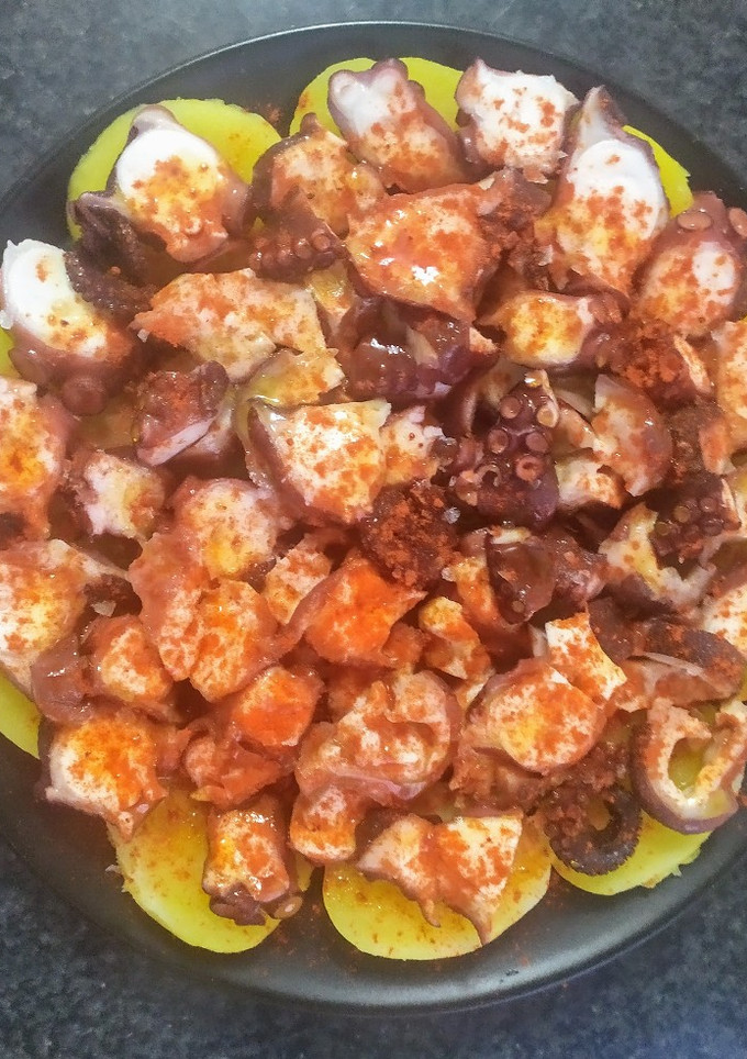 Una foto de Pulpo a la gallega