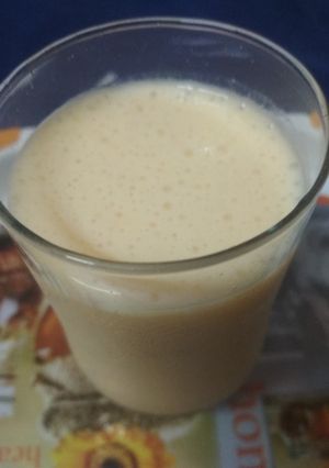 A picture of Mango milkshake.