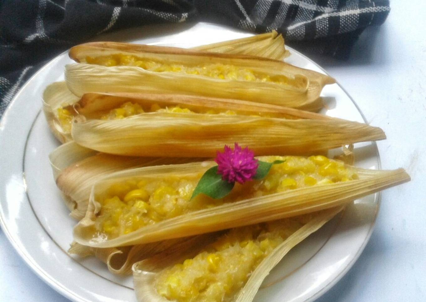 Lepet Jagung Manis