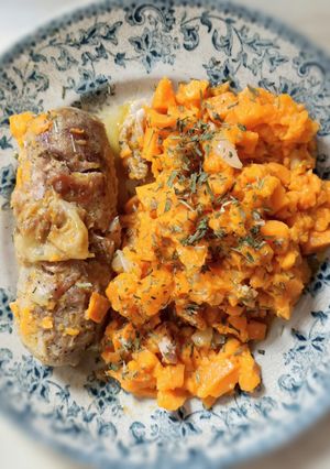 Une photo de Andouillettes et patates douces a la nutricook
