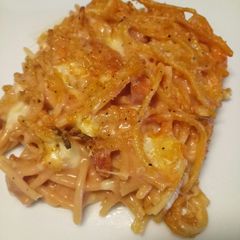 A picture of Spaghetti in the oven.