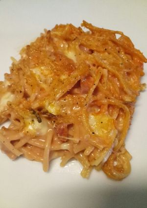 A picture of Spaghetti in the oven.