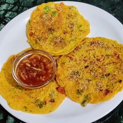 A picture of Oats Veggies Chillas.