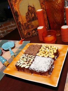 عکسی از دستور کیک چای شکلات دارچینی