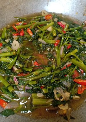 Foto resep Tumis kangkung pedas saus tiram