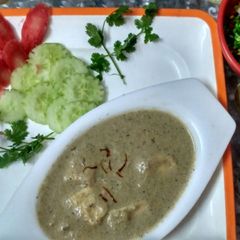 A picture of Makhmali paneer in thandai gravy.