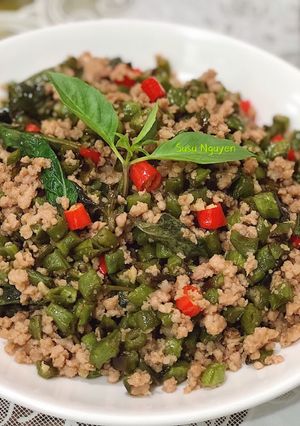 Hình của món Thịt heo xào đậu cô ve kiểu Thái (Thai pork, green bean stir fry).