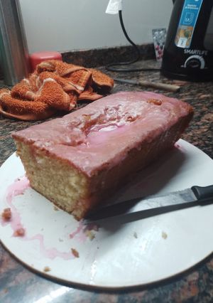 Una foto de Budín de naranja 🍊glaseado 😋