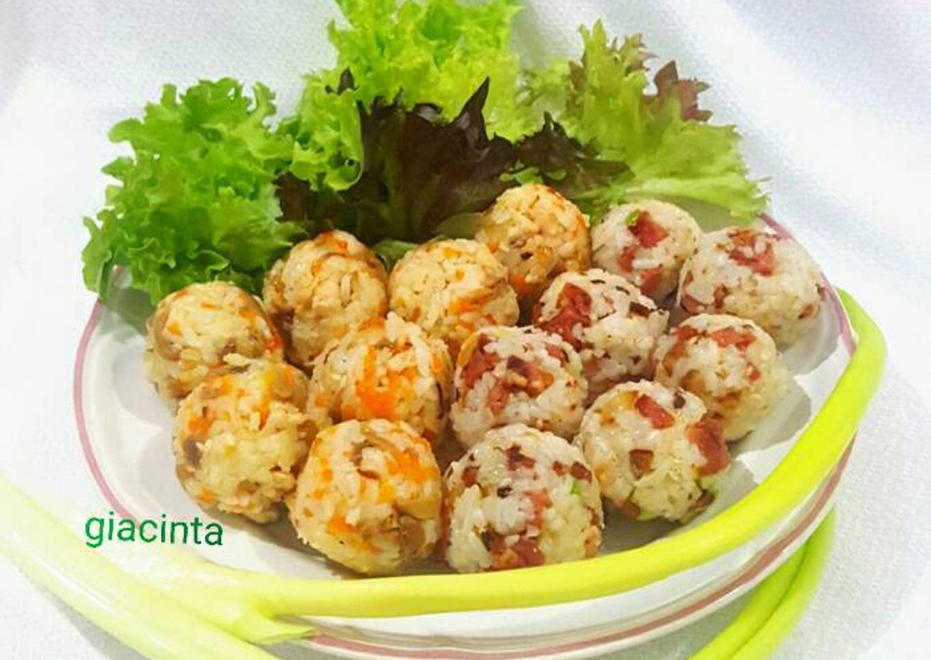 Bola-bola Nasi dua rasa (Rice Balls)
