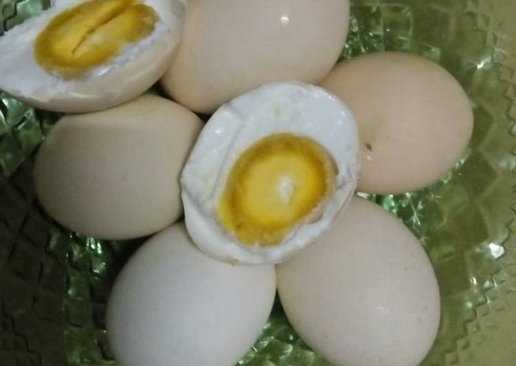 Telur asin homemade
