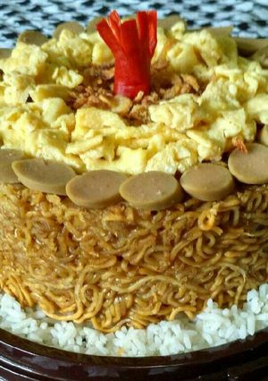 Foto resep Kue ultah indomie goreng