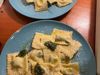 Nonna’s Ravioli Ricotta e Spinaci 🍝🥬
