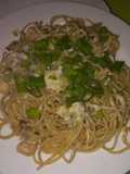 Pasta cremosa de pollo y champiñones