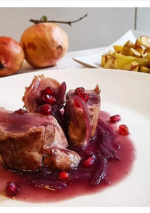 Foto di Filetto in salsa di melagrana