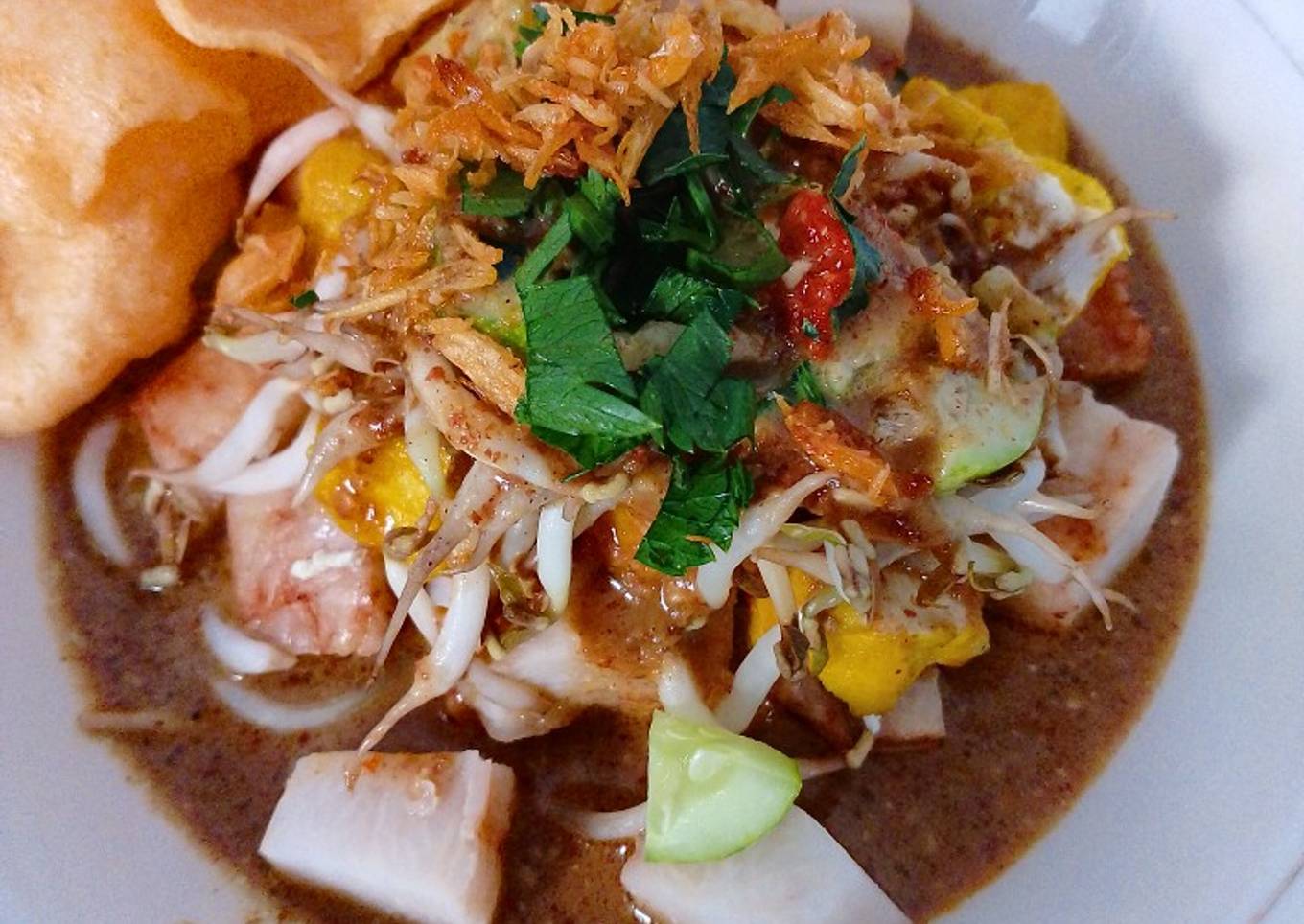 Kupat Tahu Petis